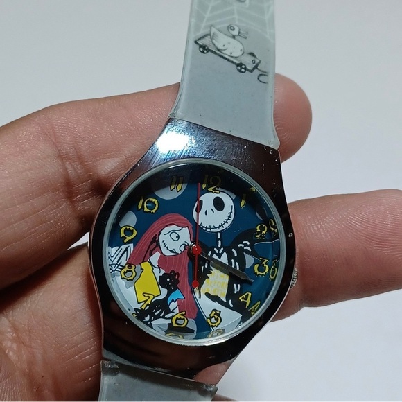 The Nightmare Before Christmas Analog Quarts Watch working with new battery L8 - Picture 2 of 6